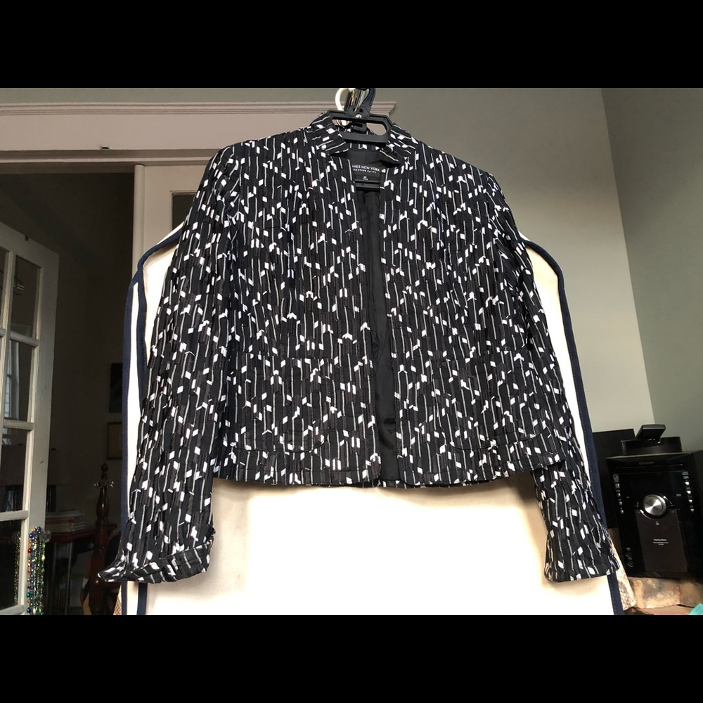 Jones New York Cotton with rayon short jacket